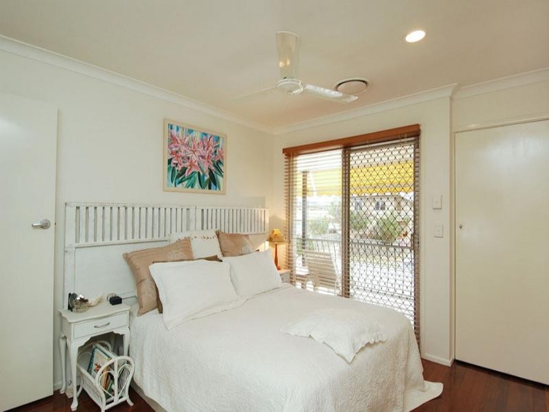 37 Seagull Avenue, Mermaid Beach QLD 4218