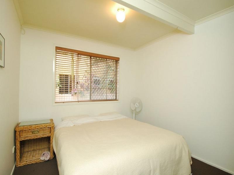 37 Seagull Avenue, Mermaid Beach QLD 4218