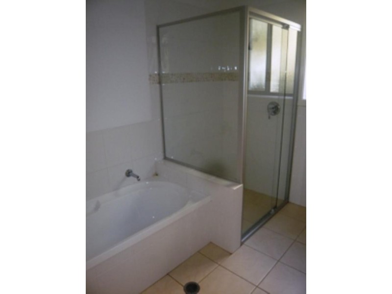 2/51 Dolphin Avenue, Mermaid Beach QLD 4218