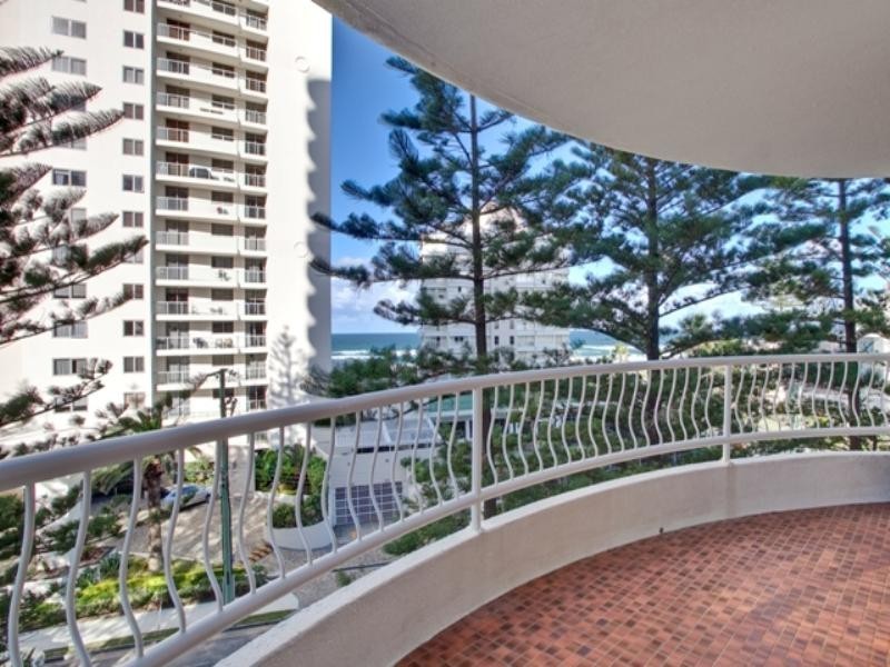 19 ‘Biarritz’, 85 Old Burleigh Road, Broadbeach QLD 4218