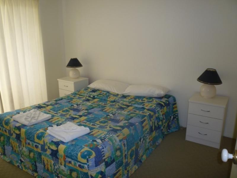 15 ‘Surfers Tradewinds’, 42 Beach Parade, Broadbeach QLD 4218