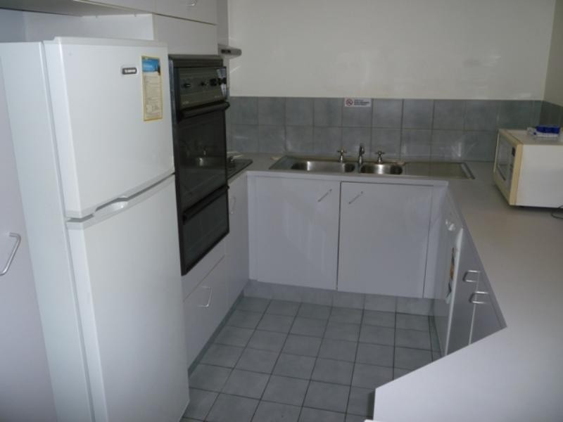 15 ‘Surfers Tradewinds’, 42 Beach Parade, Broadbeach QLD 4218