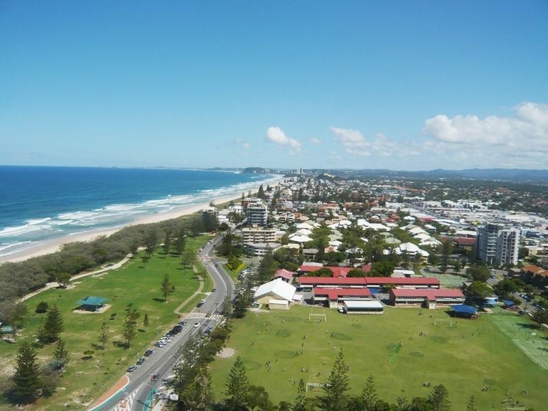 111/177 Old Burleigh Road, Broadbeach QLD 4218