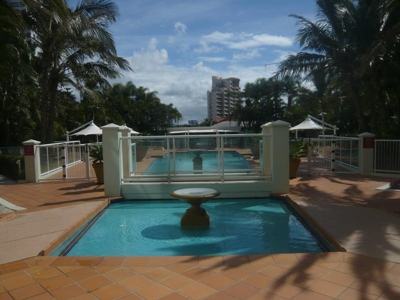 111/177 Old Burleigh Road, Broadbeach QLD 4218