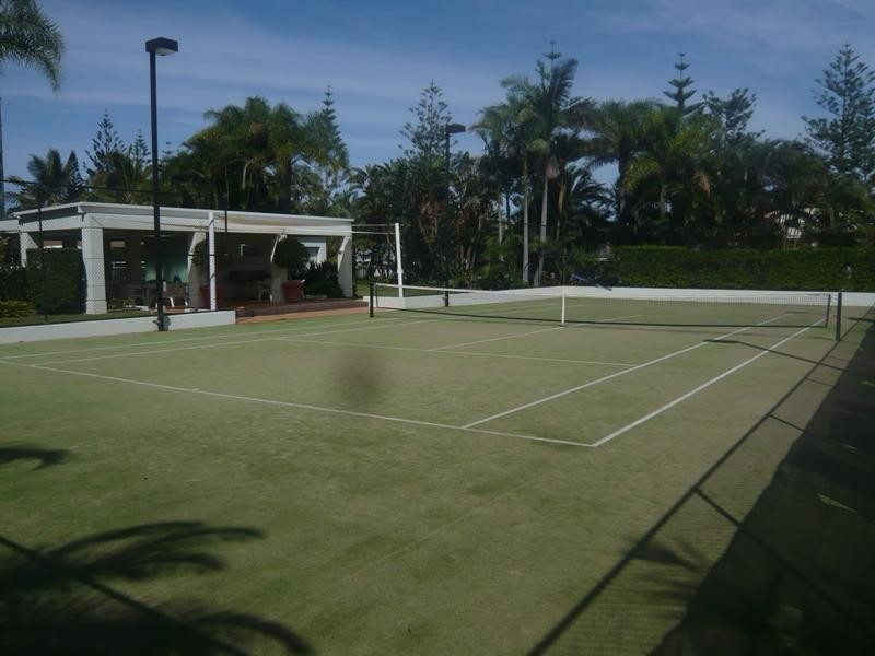 111/177 Old Burleigh Road, Broadbeach QLD 4218