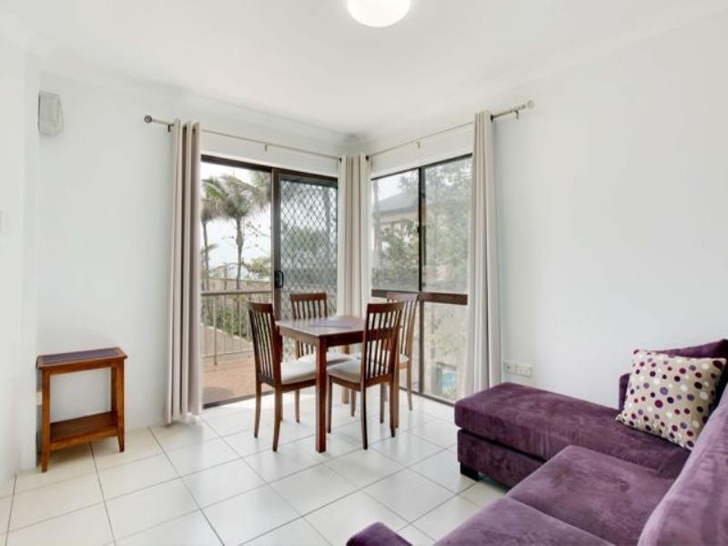 7/107 Hedges Avenue, Mermaid Beach QLD 4218