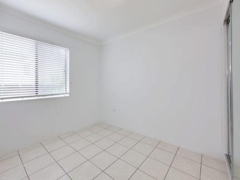 7/107 Hedges Avenue, Mermaid Beach QLD 4218