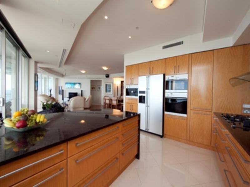 16/5-9 Broadbeach Boulevard, Broadbeach QLD 4218