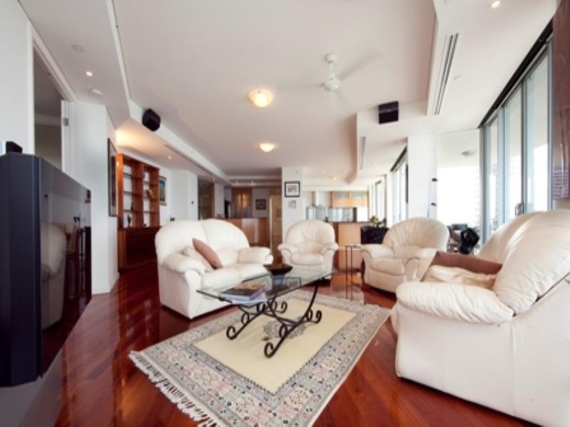 16/5-9 Broadbeach Boulevard, Broadbeach QLD 4218