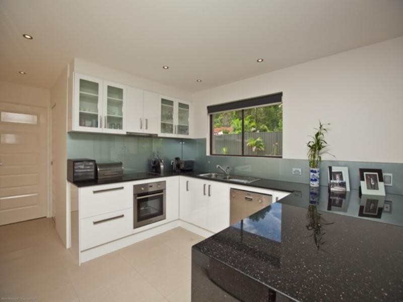 56 Rainbow Drive, Mudgeeraba QLD 4213