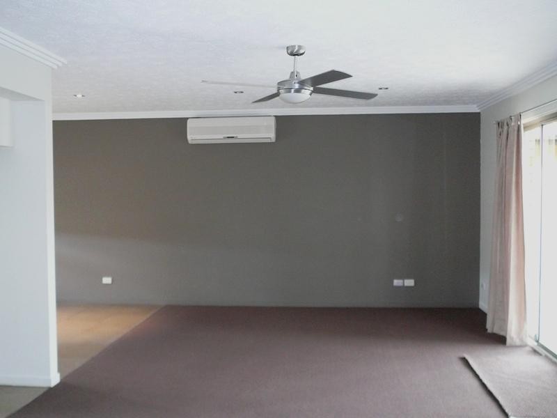 152 Monaco Street, Broadbeach Waters QLD 4218