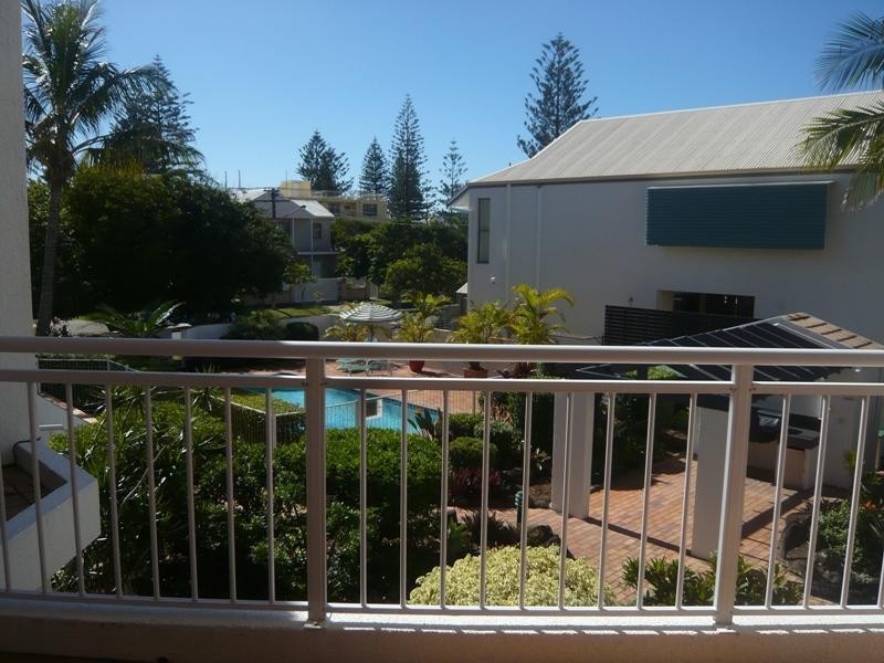 6/20 Ocean Street, Mermaid Beach QLD 4218