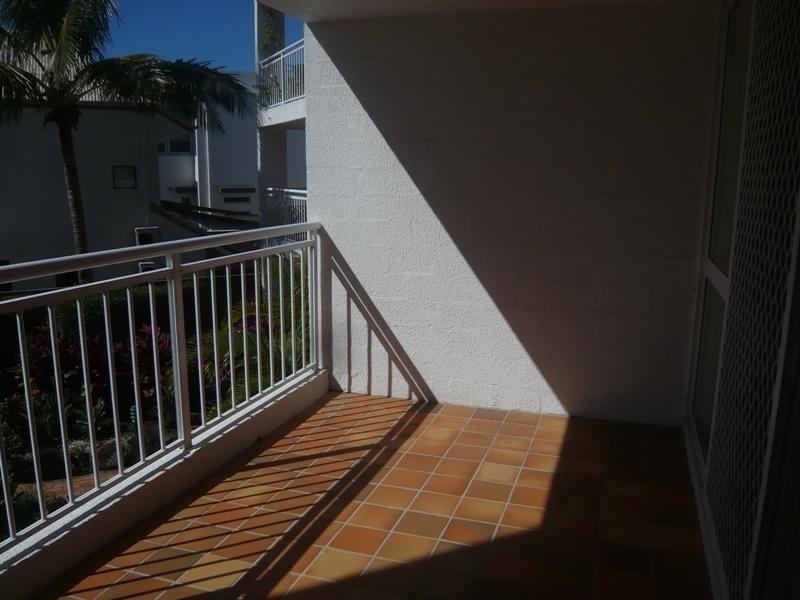 6/20 Ocean Street, Mermaid Beach QLD 4218