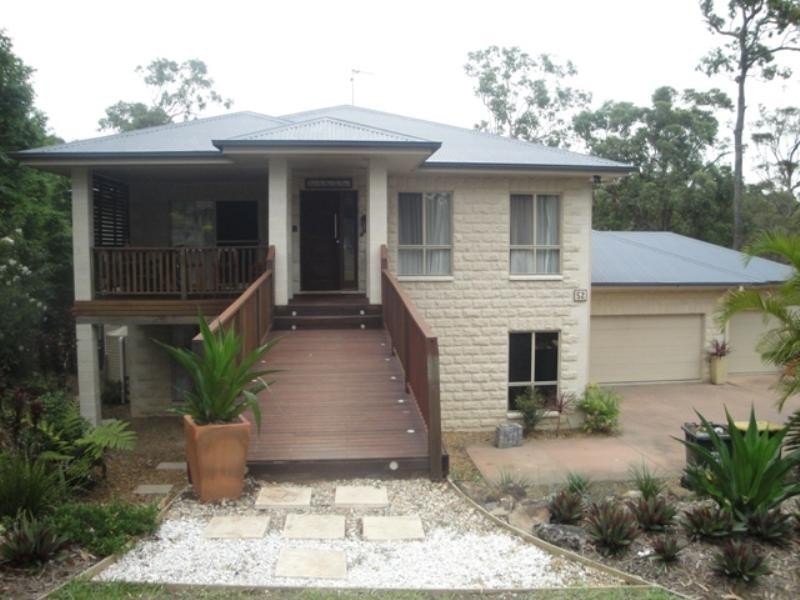 52 Buckingham Way, Elanora QLD 4221