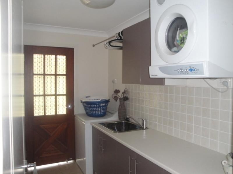 52 Buckingham Way, Elanora QLD 4221