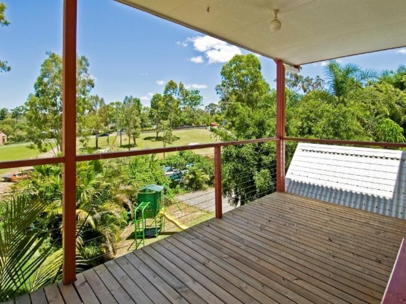 19 Castile Crescent, Holmview QLD 4207