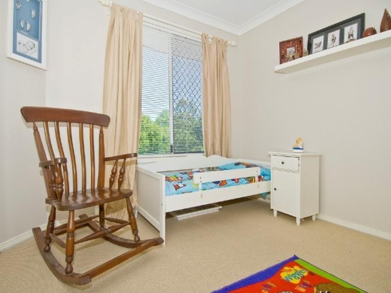 19 Castile Crescent, Holmview QLD 4207