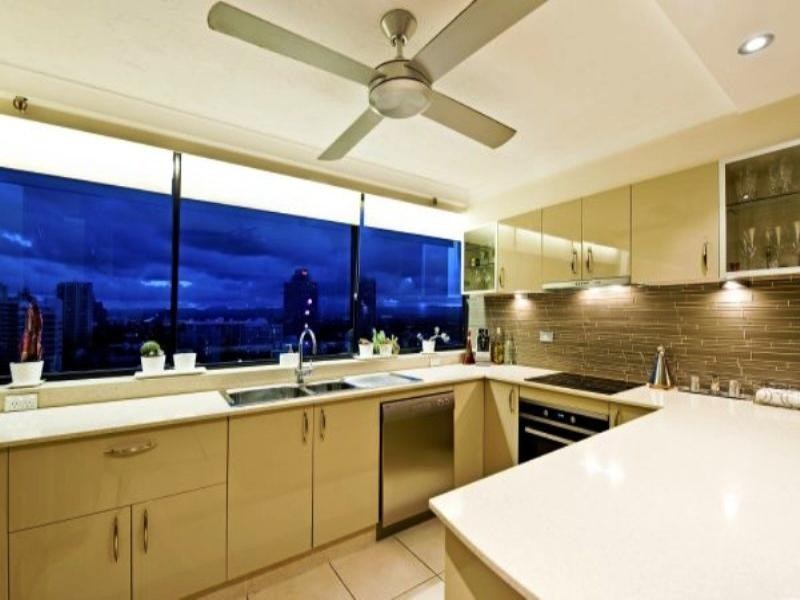 15D ‘Surfers Aquarius’ , 4 Old Burleigh Road, Surfers Paradise QLD 4217