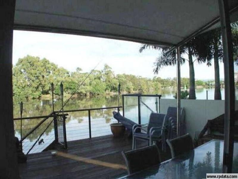 Chevron Island QLD 4217