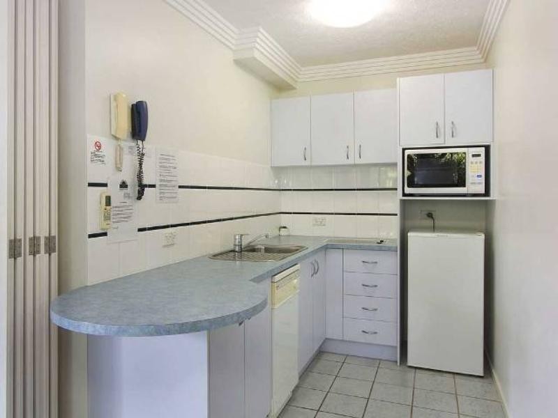 1 ‘Santa Anne by the Sea’, 13 Anne Street, Broadbeach QLD 4218