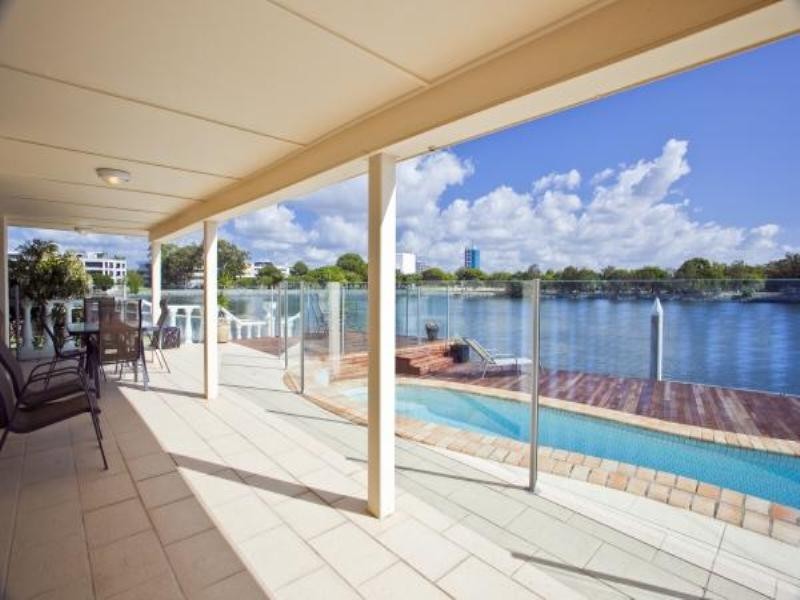 66 Sunset Boulevard, Surfers Paradise QLD 4217