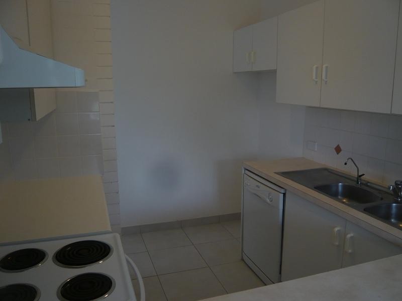 3/8 Duet Drive, Mermaid Waters QLD 4218