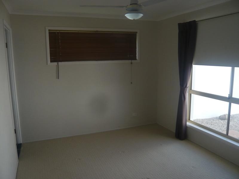 65 Southlake Drive, Varsity Lakes QLD 4227