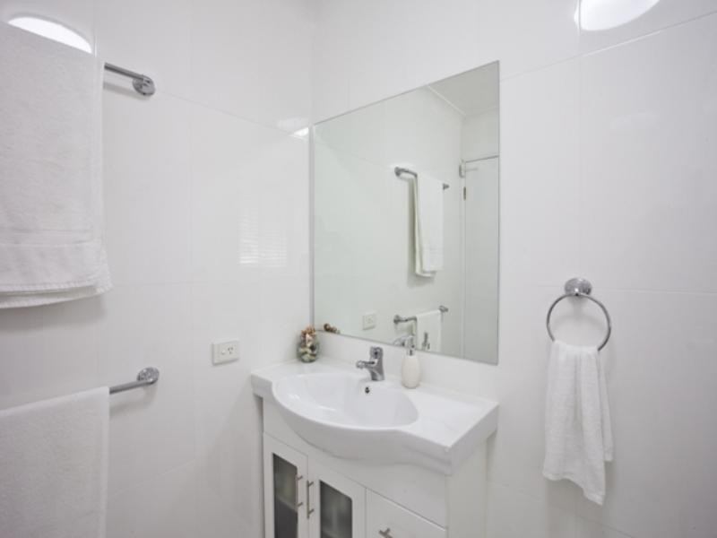 44 Dipper Drive, Burleigh Waters QLD 4220