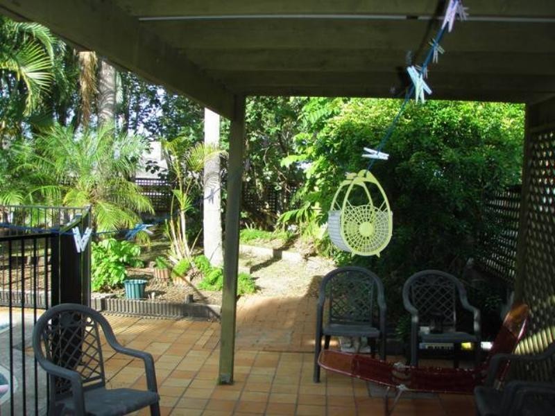 4 Hilltop Street, Labrador QLD 4215