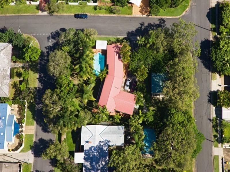 4 Hilltop Street, Labrador QLD 4215