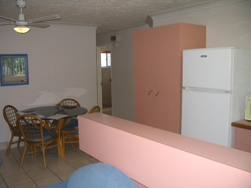 10/11 Frederick Street, Surfers Paradise QLD 4217