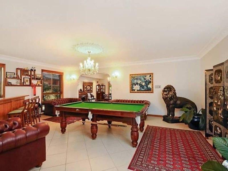 49 Sunrise Boulevard, Surfers Paradise QLD 4217