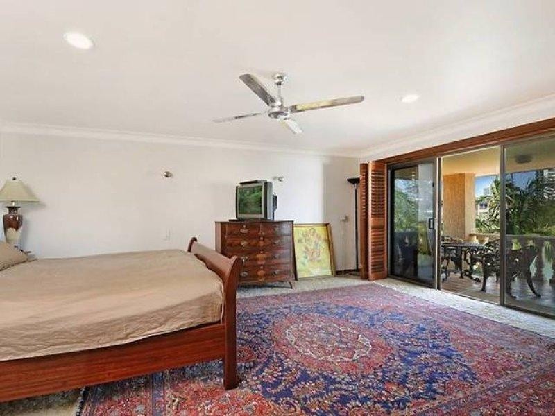 49 Sunrise Boulevard, Surfers Paradise QLD 4217