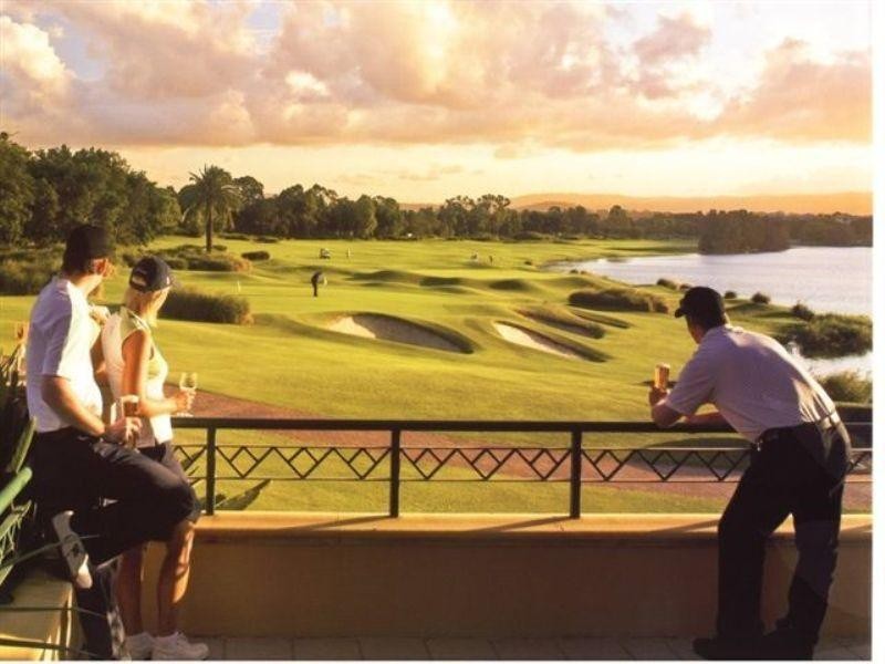 1102/2 ‘Azzura Greens’ Activa Way, Hope Island QLD 4212