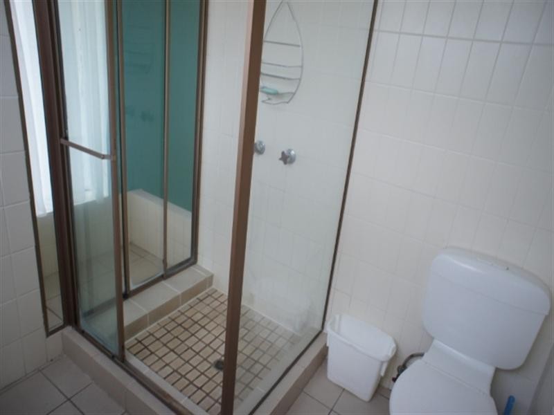 1 ‘Columbia Tower’, 19 Fern Street, Surfers Paradise QLD 4217