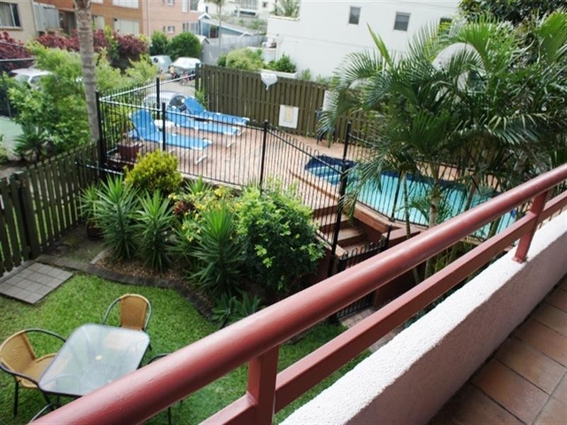 1 ‘Columbia Tower’, 19 Fern Street, Surfers Paradise QLD 4217