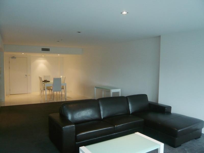609/9 ‘Q1′ Hamilton Avenue, Surfers Paradise QLD 4217
