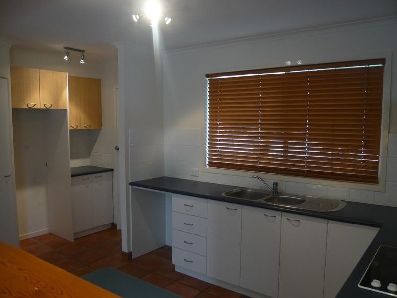93 Allambi Avenue, Broadbeach Waters QLD 4218