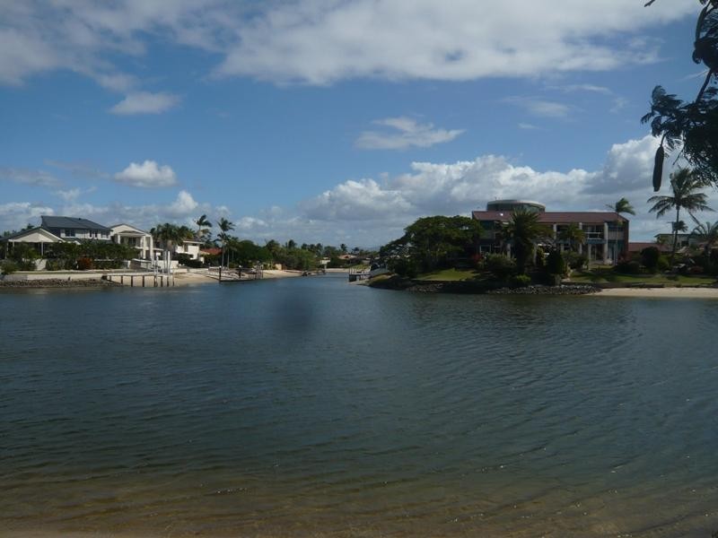 93 Allambi Avenue, Broadbeach Waters QLD 4218