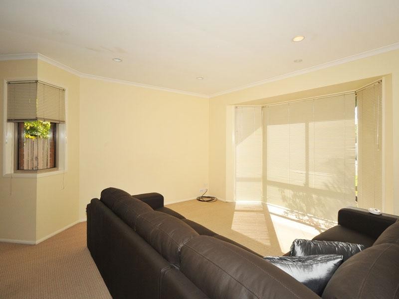 47 Harrier Drive, Burleigh Waters QLD 4220