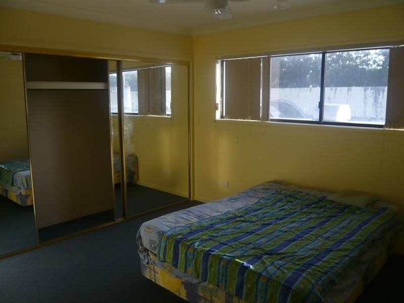 1a,2769 Gold Coast Highway, Broadbeach QLD 4218