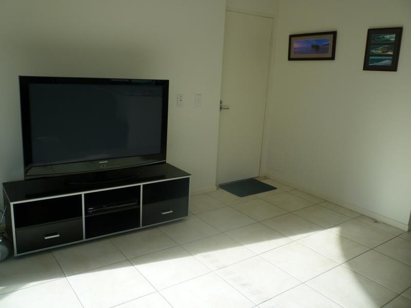 7/193 Surf Parade, Surfers Paradise QLD 4217