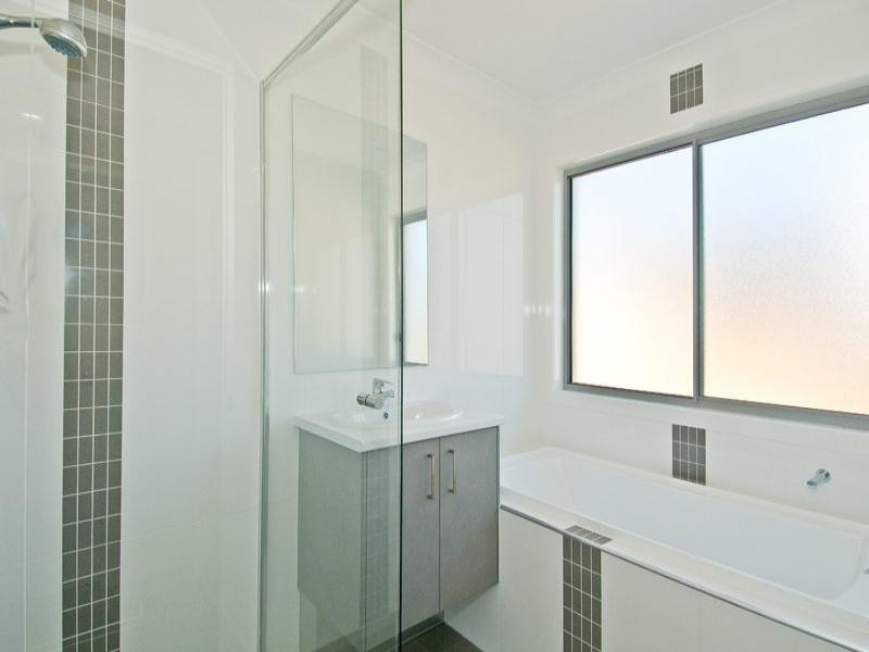 16 Wright Court, Upper Coomera QLD 4209