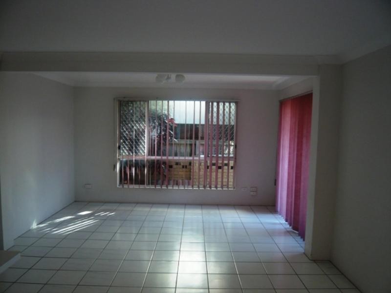 32 Petrel Avenue, Mermaid Beach QLD 4218