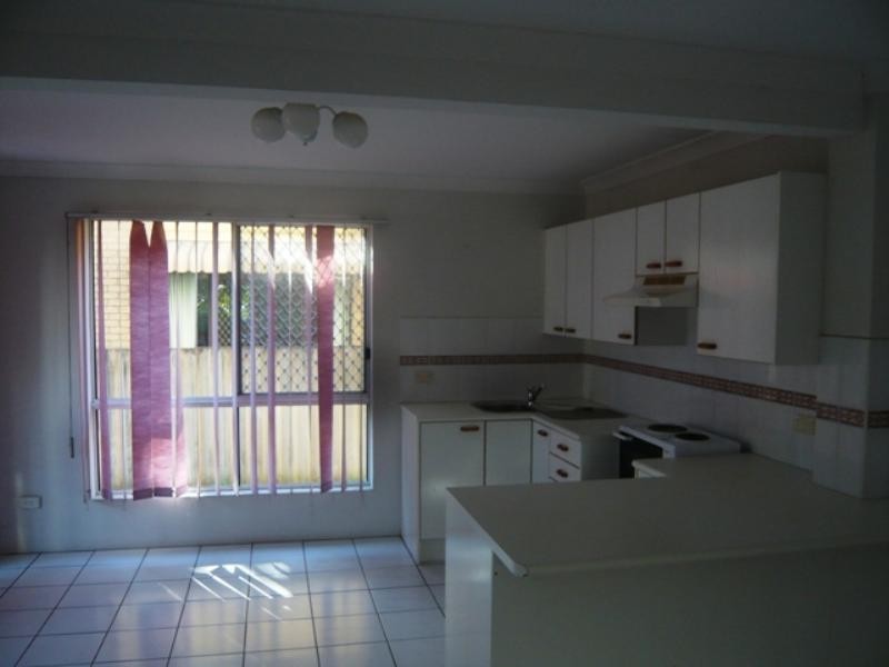 32 Petrel Avenue, Mermaid Beach QLD 4218