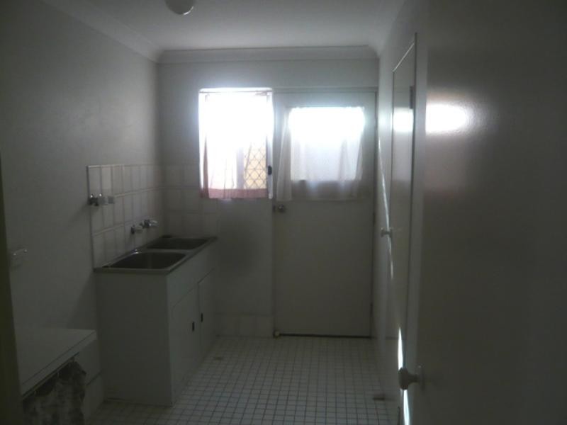 32 Petrel Avenue, Mermaid Beach QLD 4218