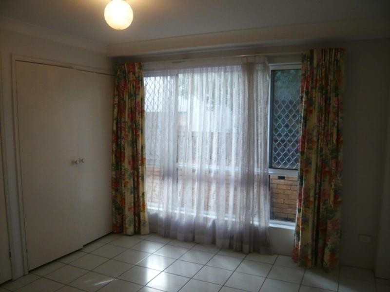 32 Petrel Avenue, Mermaid Beach QLD 4218