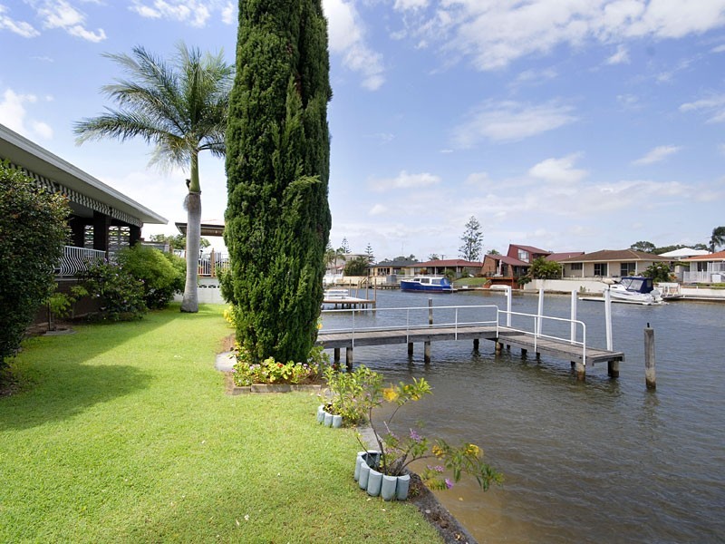 Isle Of Capri QLD 4217