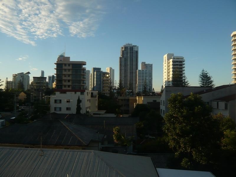 14/199 Surf Parade, Broadbeach QLD 4218