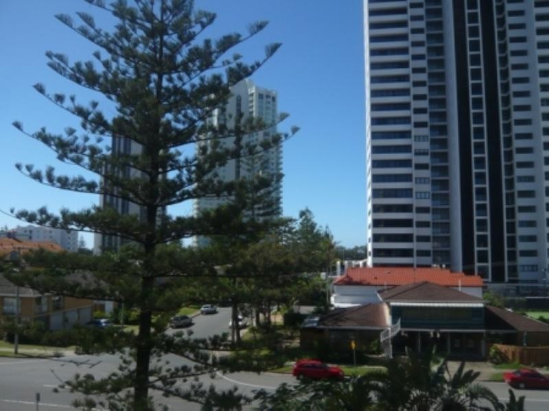301/30 Surf Parade, Broadbeach QLD 4218